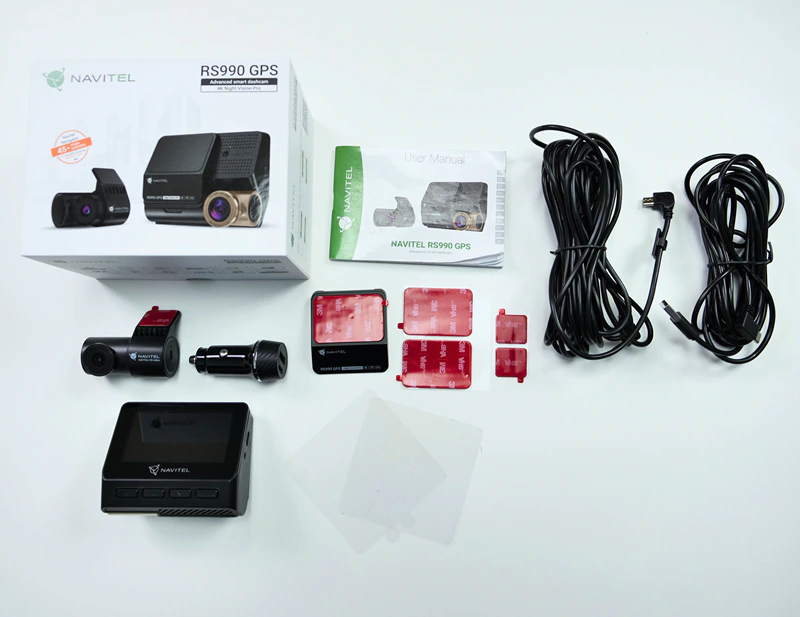 Outlet Navitel RS990